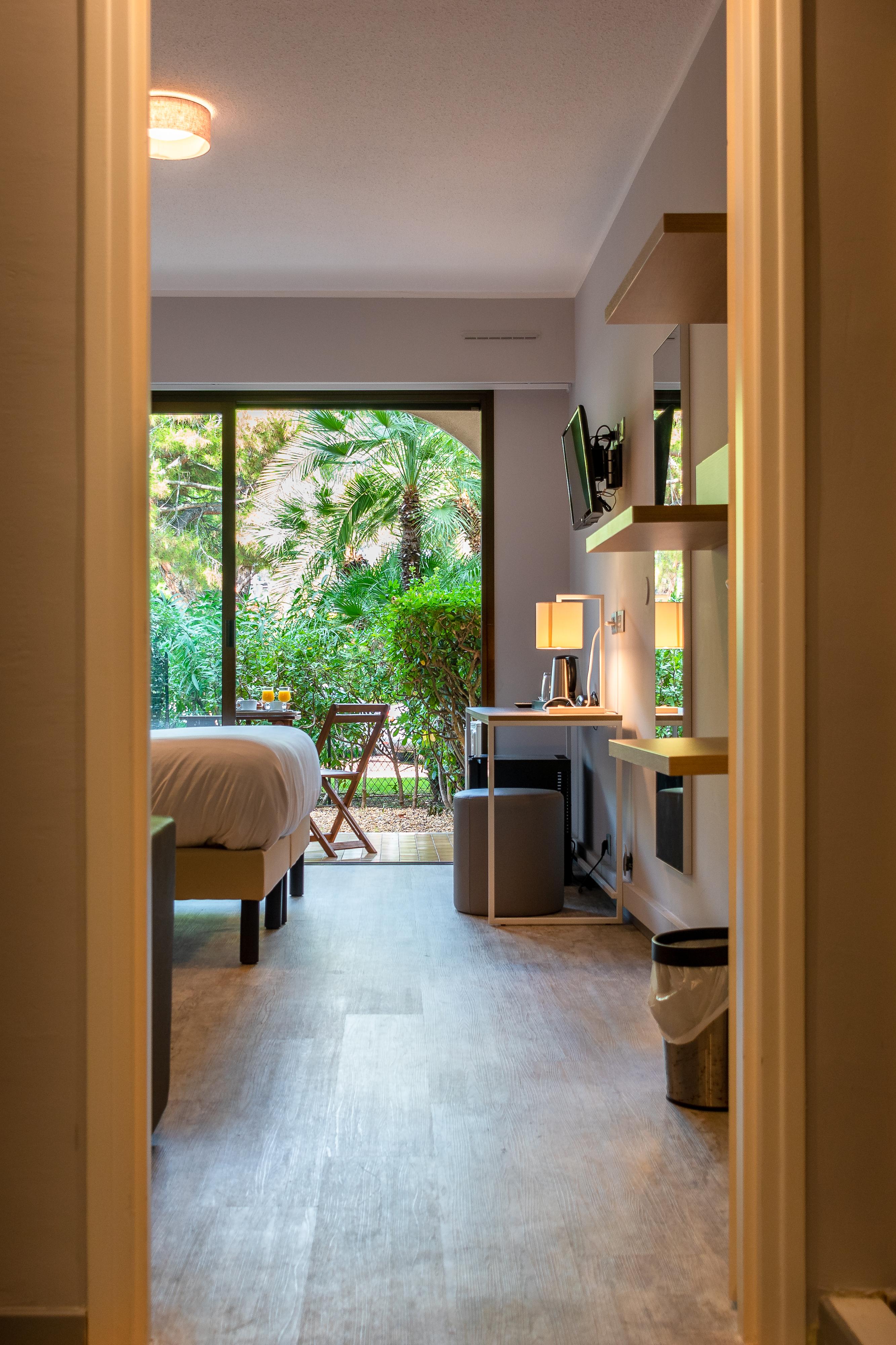 Hôtel Bahia Villeneuve-Loubet Bagian luar foto
