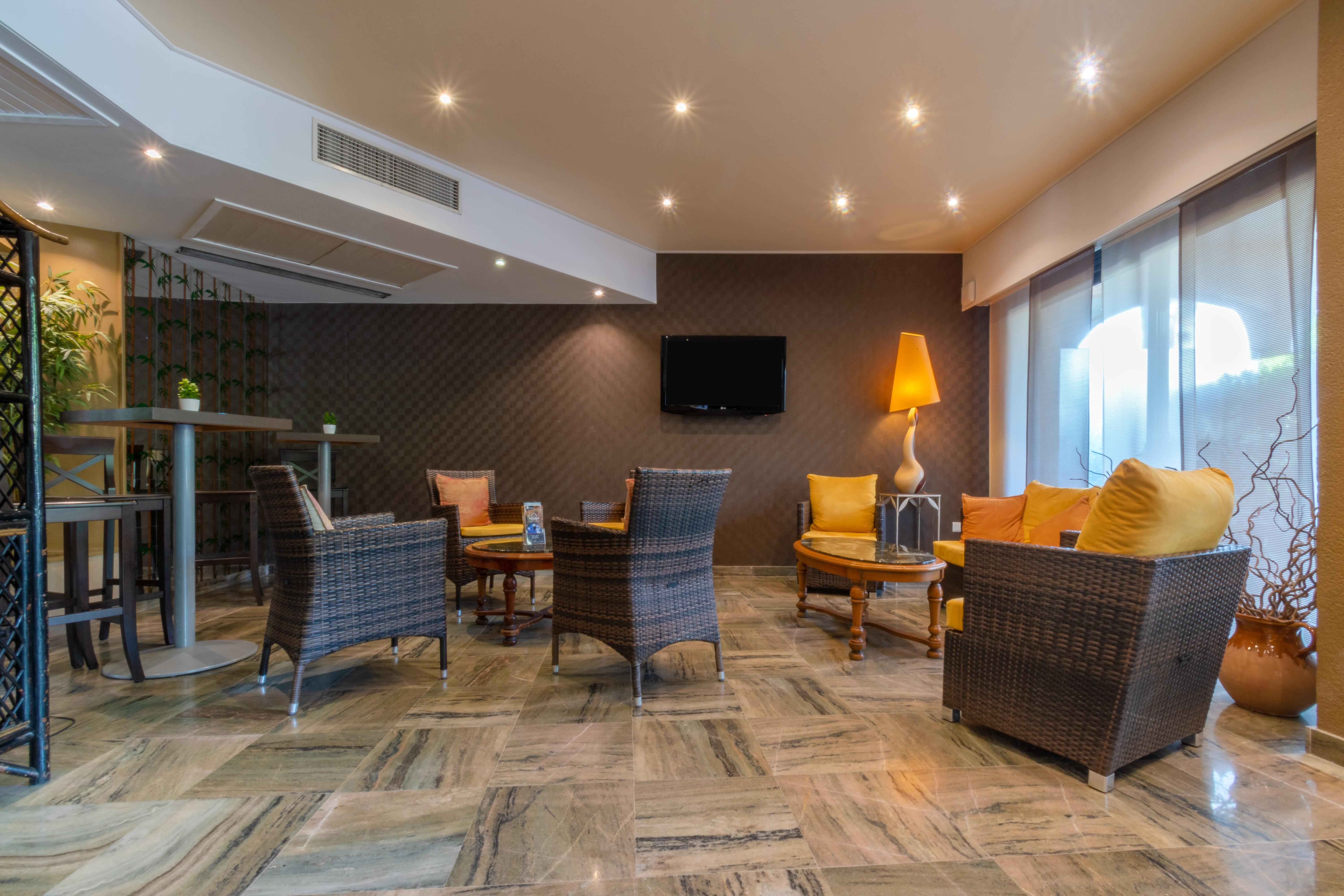 Hôtel Bahia Villeneuve-Loubet Bagian luar foto