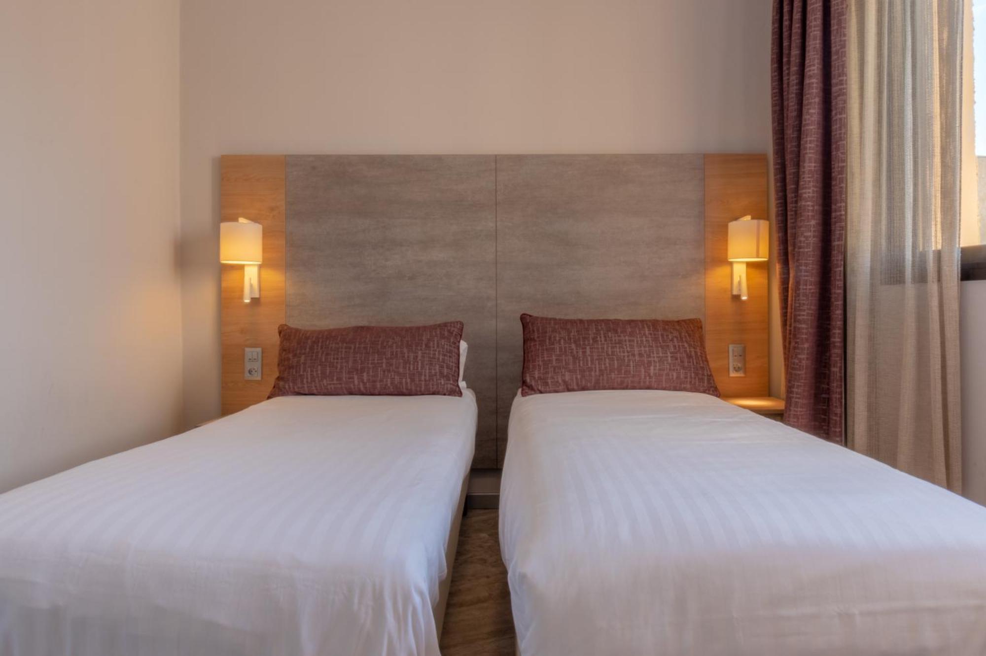 Hôtel Bahia Villeneuve-Loubet Bagian luar foto