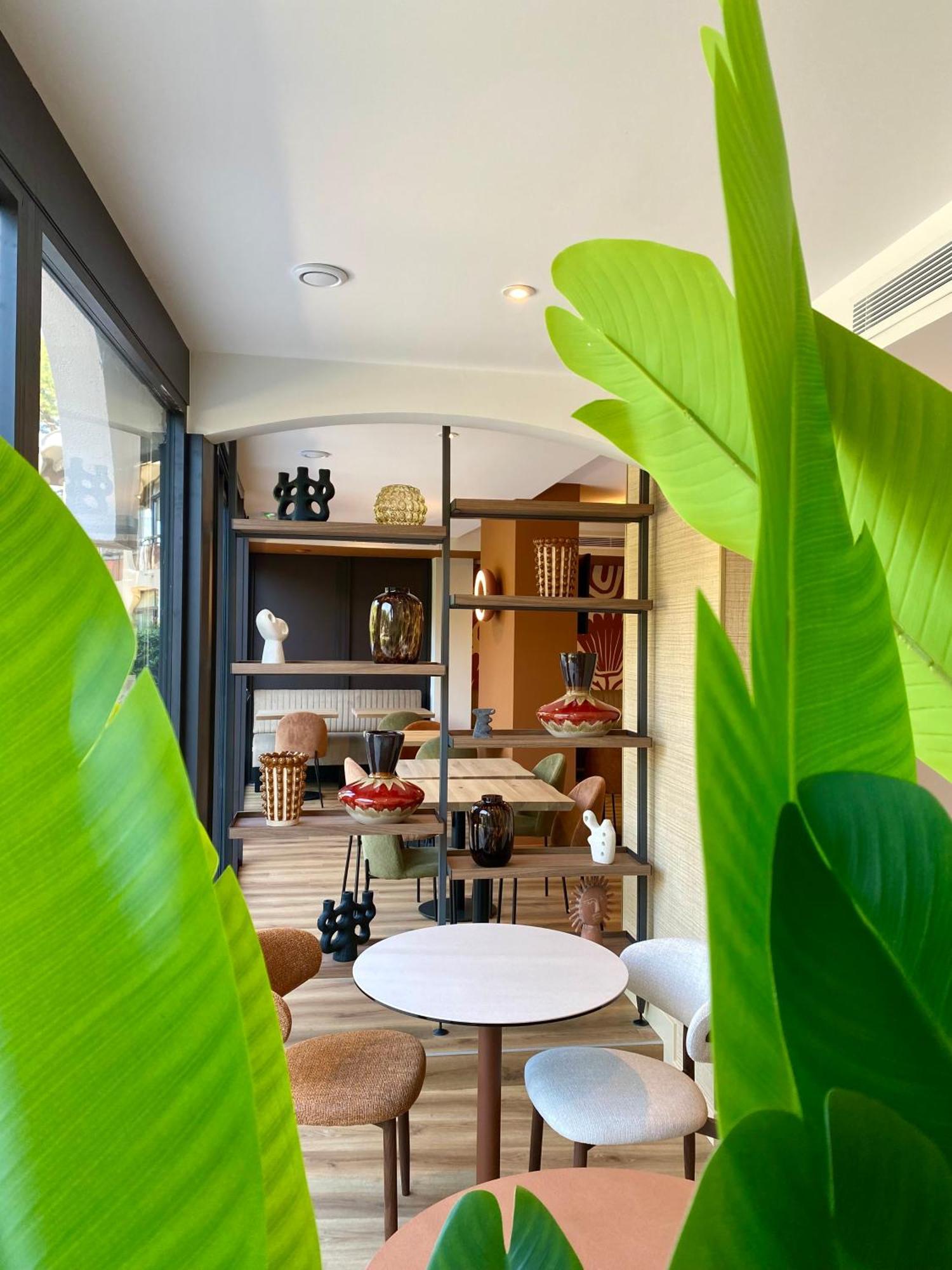 Hôtel Bahia Villeneuve-Loubet Bagian luar foto