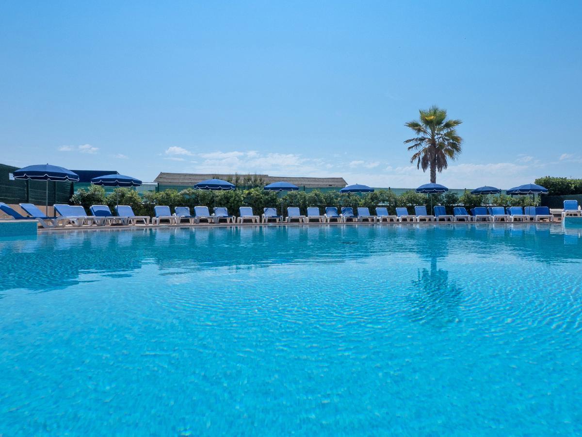 Hôtel Bahia Villeneuve-Loubet Bagian luar foto