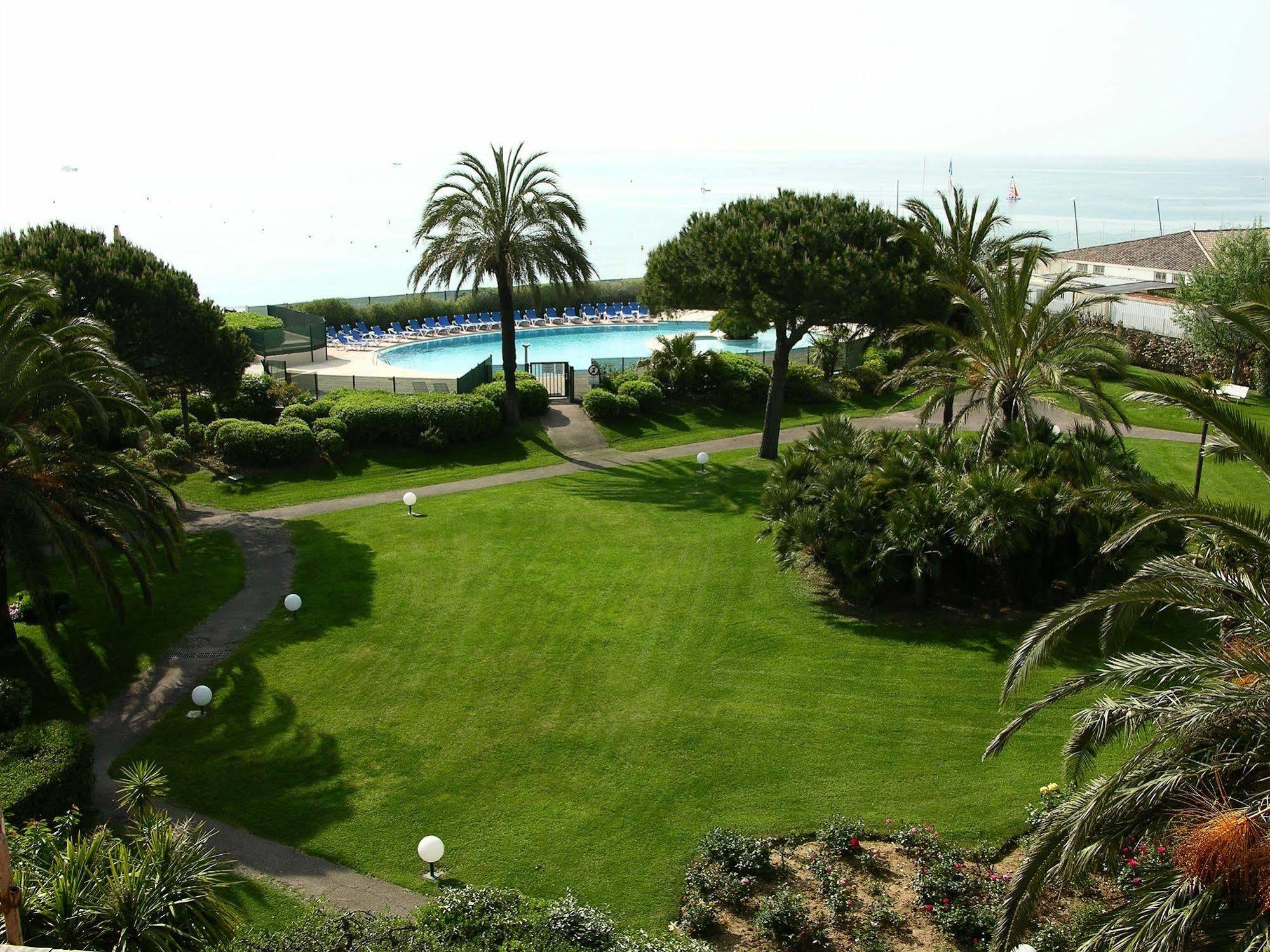 Hôtel Bahia Villeneuve-Loubet Bagian luar foto